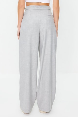 Pantaloni straight a vita alta