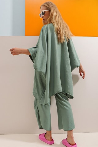 Kimono e pantaloni capri - Verde