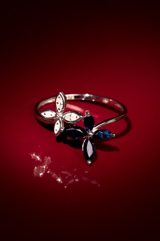 Bague Héméra - Or blanc, diamants et saphirs