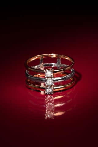 Anel Bario - Ouro branco, ouro amarelo, ouro rosa e diamantes