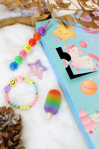 Calendrier de l'Avent pour enfant - 24 accessoires - Dès 5 ans