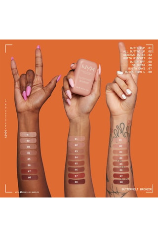Bronzer vegano 12 h Buttermelt - 02 All Buttad Up - 5 g