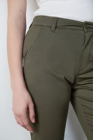 Pantaloni Essentiel - Kaki