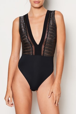 Body Illusions - Nero