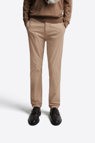 Pantalón slim fit - Beige