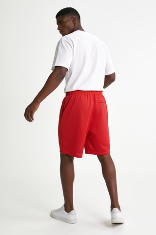 Short. Rood