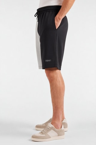 Short. Lichtgrijs en Zwart