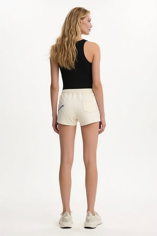 Short. Ecru