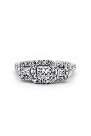 Bague - Or blanc et diamants