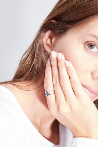 Bague Topazien - Or blanc, diamants et topaze