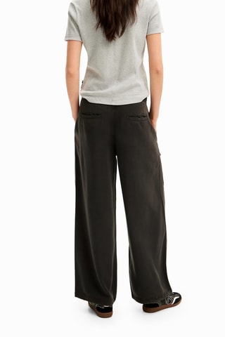 Pantaloni cargo a vita alta