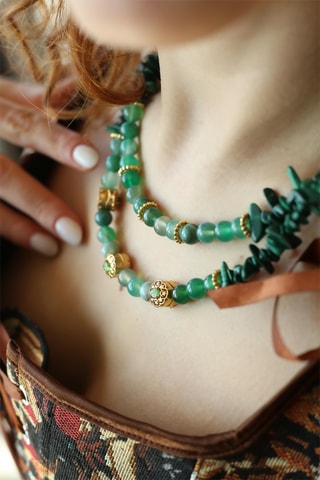 Collier double-rangs - Plaqué or jaune, malachites et zircons
