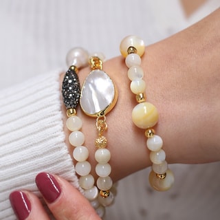 Bracelet - Laiton plaqué or, nacre & perles