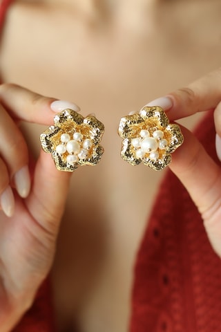 Puces - Plaqué or jaune et perles de culture