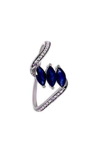 Bague - Or blanc et diamants