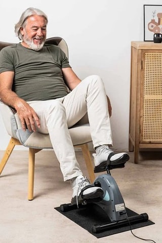 Pédalier électrique assisté pour bras et jambes