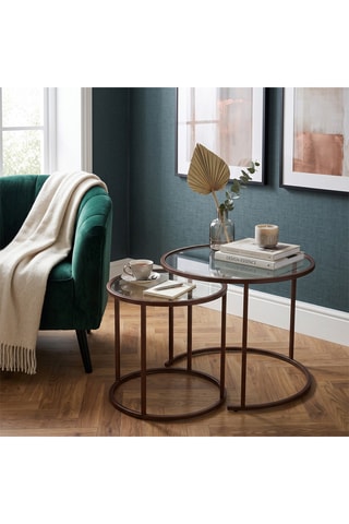 2 tables gigognes en verre - 60 x 60 x 43/42 x 42 x 39 cm