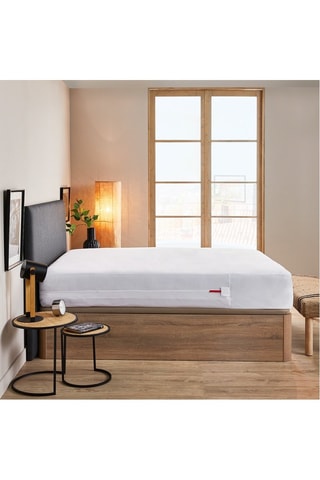 Housse de matelas hypoallergénique résistante aux punaises de lit et aux liquides
