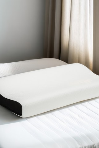 Oreiller ergonomique viscoélastique Alore Vera, fermeté moyenne