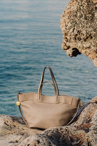 Sac porté épaule en cuir Nyla - Taupe