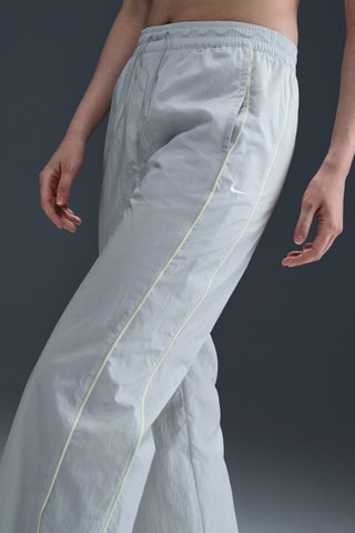 Pantalon taille haute Nike Windrunner - Gris clair