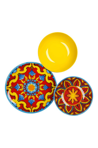 Serviço de porcelana Trinacria  18 peças