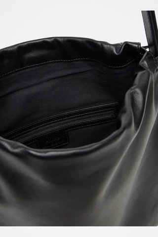 Sac porté épaule en cuir Slouchy Classic - Noir