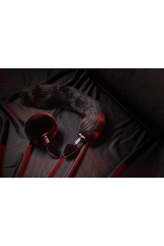 Plug anal avec queue en fourrure - Noir - 4,9 cm