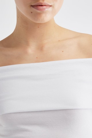 Top - Blanc