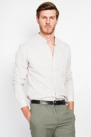 Camisa slim fit de lino - Beige