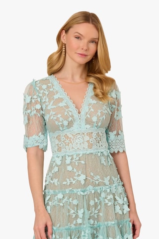 Robe patineuse en dentelle - Bleu clair
