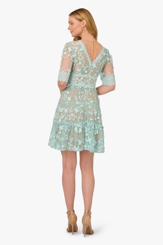 Robe patineuse en dentelle - Bleu clair