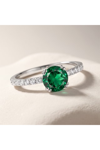 Bague - Or blanc, diamants et émeraude