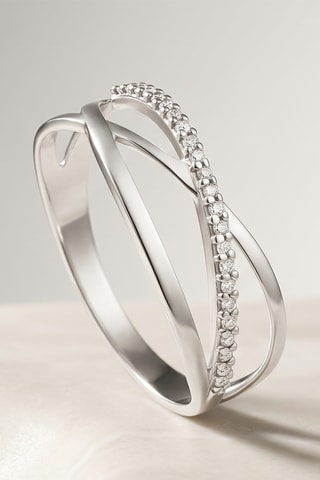 Bague - Or blanc et diamants