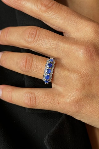 Bague - Or blanc, diamants et saphirs