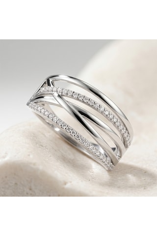 Bague - Or blanc et diamants