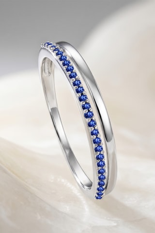 Bague - Or blanc et saphirs