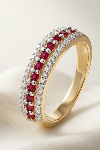 Bague - Or jaune, diamants et rubis