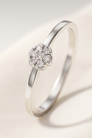 Bague - Or blanc et diamants