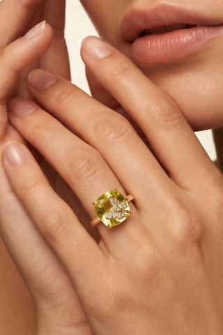 Bague - Or jaune, diamants et quartz