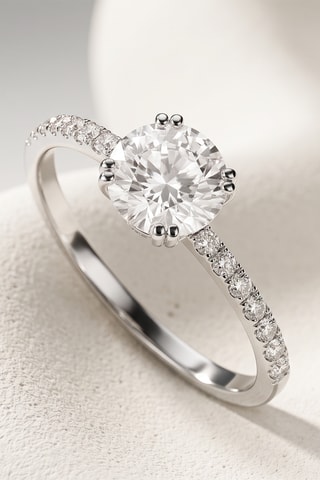 Bague - Or blanc, diamants et topaze