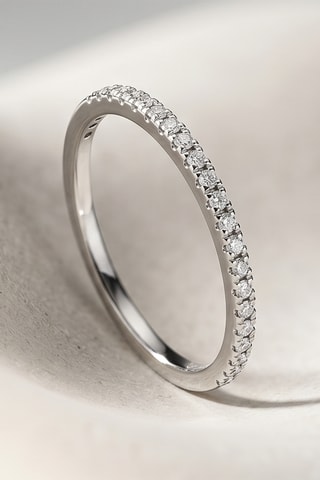 Bague - Or blanc et diamants