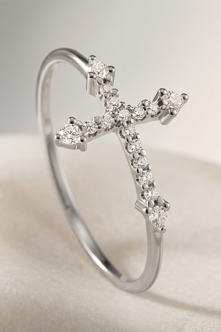 Bague - Or blanc et diamants