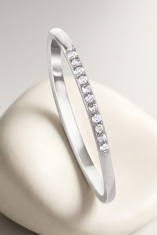 Bague - Or blanc et diamants