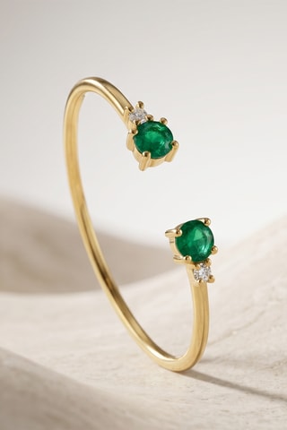 Bague - Or jaune, diamants et émeraudes
