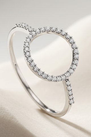 Bague - Or blanc et topazes