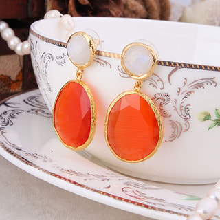 Boucles d'oreilles - Laiton plaqué or, œil-de-chat et pierre de lune