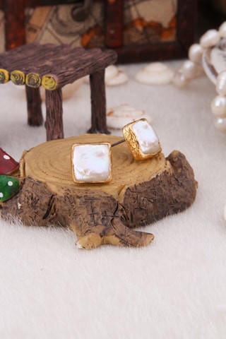 Boucles d'oreilles - Bronze et laiton dorés à l'or fin et perles de culture