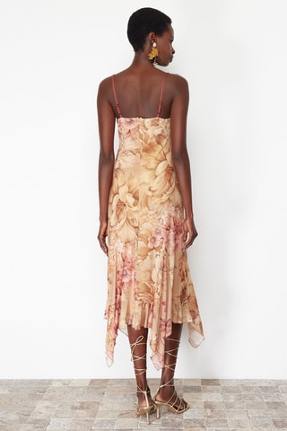 Robe midi - Blanc, beige et rose