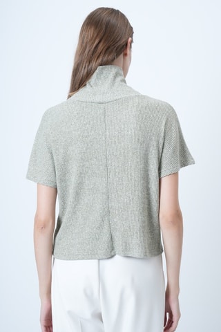 Top - Vert